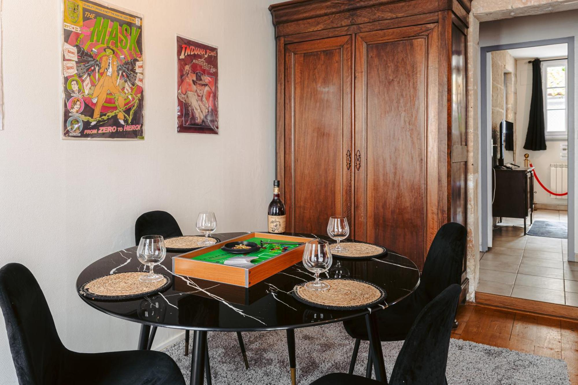 Olympia - Terrasse - Parking Gratuit - Centre Ville - Rez De Chaussee - Fibre Tv 4K 생트 외부 사진